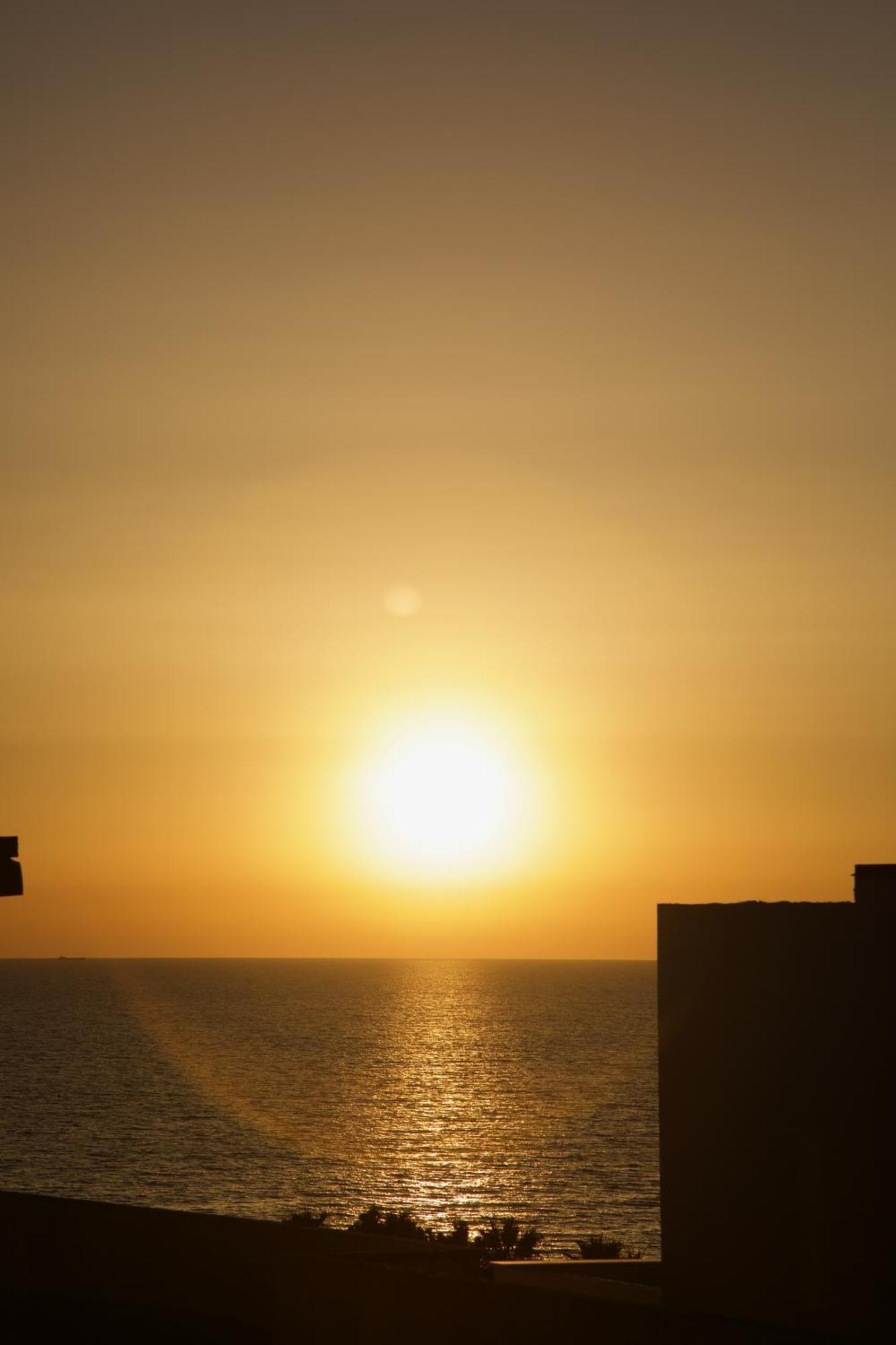 Sea View Apartments Golem  Bagian luar foto