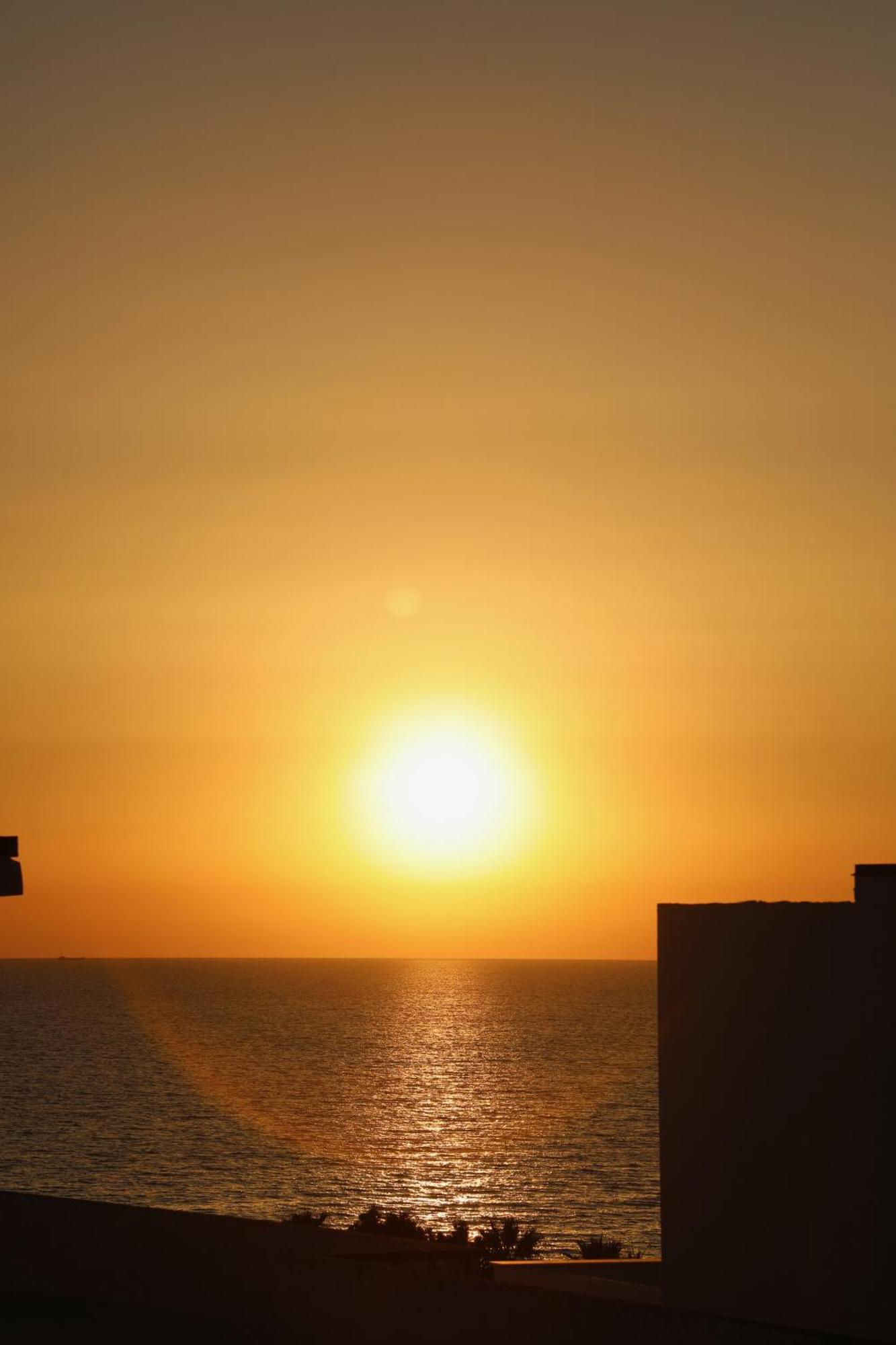 Sea View Apartments Golem  Bagian luar foto